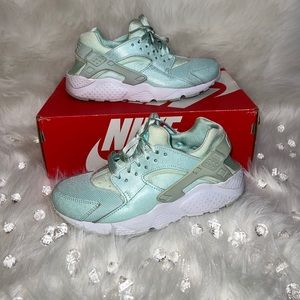 Kids Nike Huarache Run SE GS Igloo White
